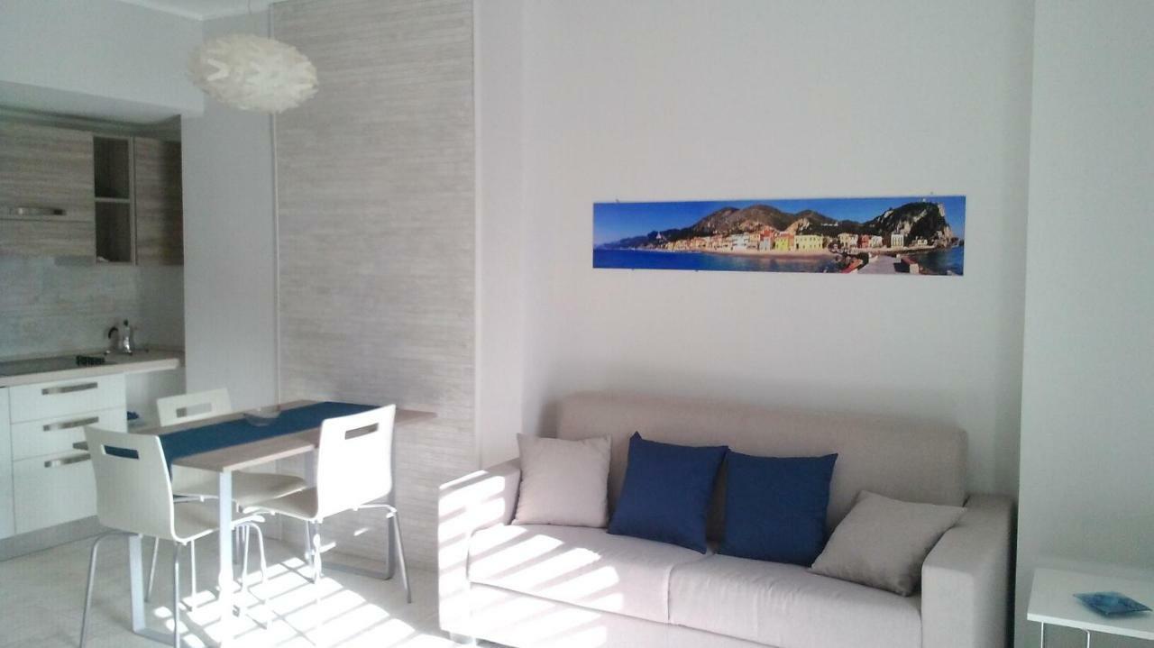 Nina Casa Vacanze 菲纳莱利古雷 外观 照片